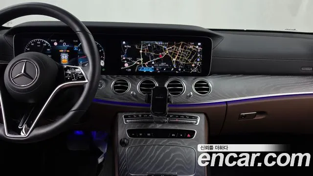 Mercedes-Benz E-Class E-класс W213 E350 4MATIC Exclusive — Фото автомобиля 14