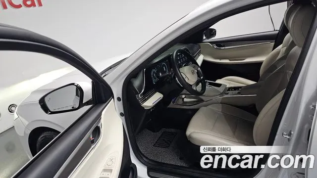 Hyundai Grandeur — Фото автомобиля 9