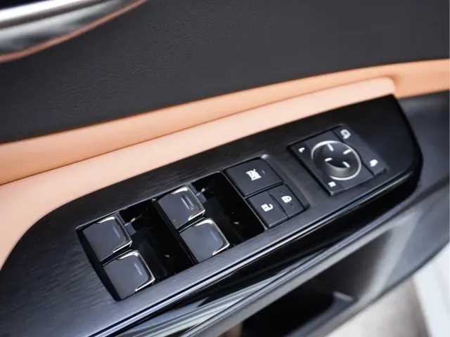 Lexus ES — Фото автомобиля 10
