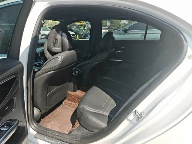 Mercedes-Benz C-Class — Фото автомобиля 7