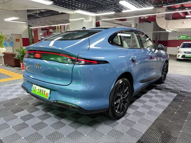 IM Motors LS6 — Фото автомобиля 7