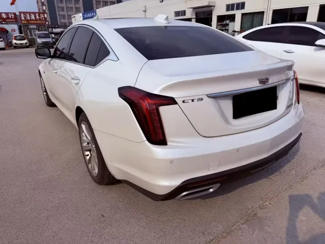 Cadillac CT5 — Фото автомобиля 5