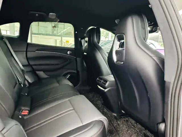 Qi Jing Opening Realm Sedan — Фото автомобиля 5