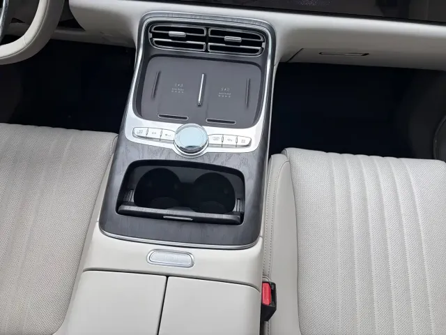 Geely Galaxy M9 — Фото автомобиля 9