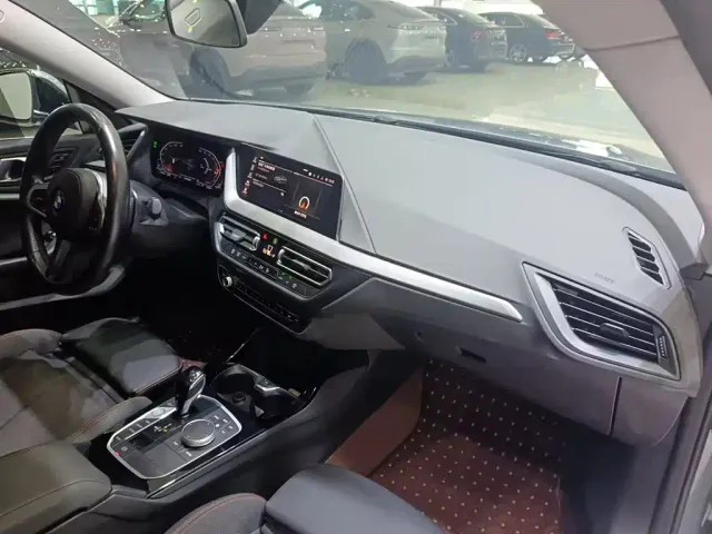 BMW 2 Series — Фото автомобиля 16