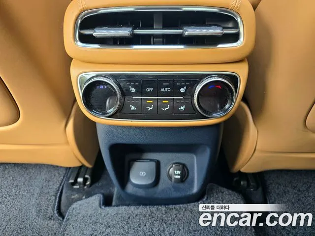 Genesis GV80 2.5T Бензин AWD — Фото автомобиля 12