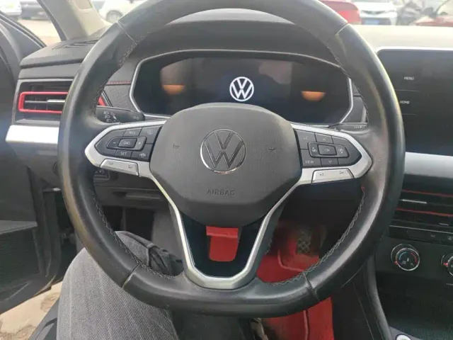Volkswagen Lavida — Фото автомобиля 15