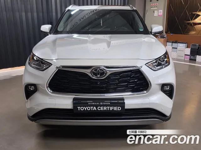 Toyota Highlander 4th Gen — Фото автомобиля 2