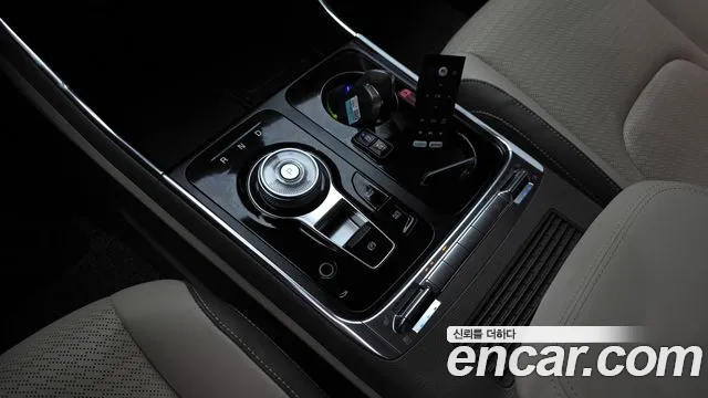 Kia Carnival 4th Gen — Фото автомобиля 12