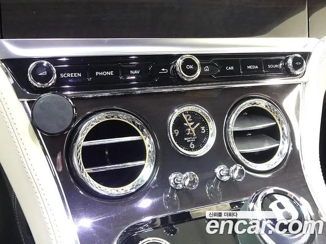 Bentley Continental — Фото автомобиля 12