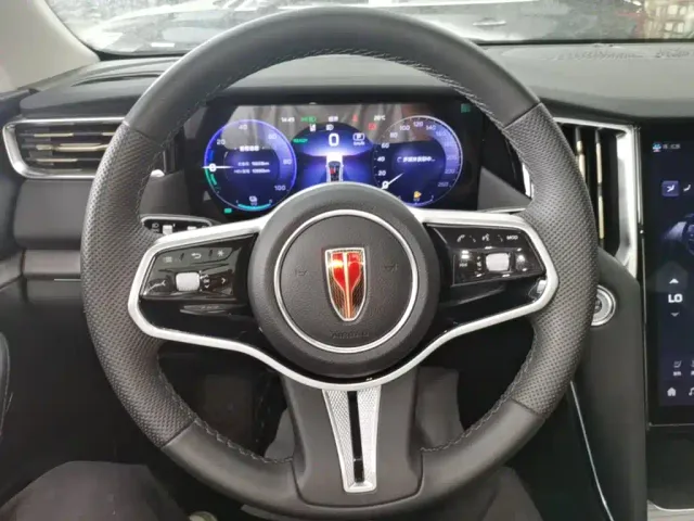 Hongqi HS7 PHEV — Фото автомобиля 10