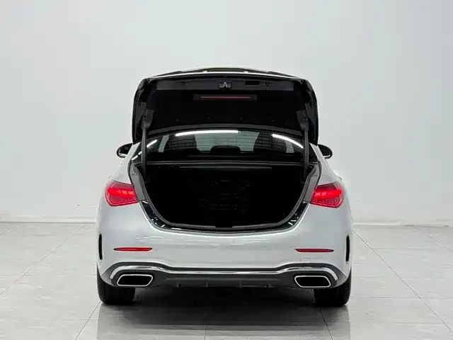 Mercedes-Benz C-Class — Фото автомобиля 11