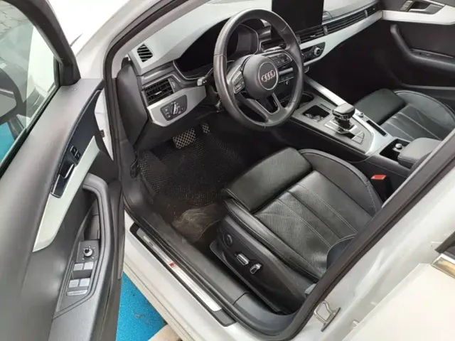 Audi A4L — Фото автомобиля 15