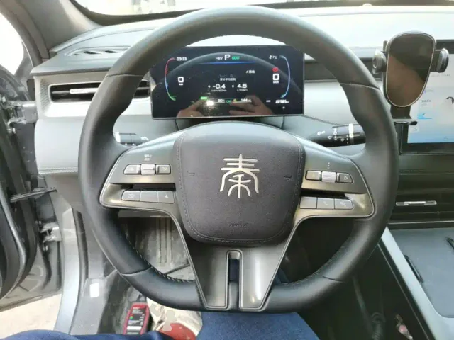 BYD Qin PLUS — Фото автомобиля 10