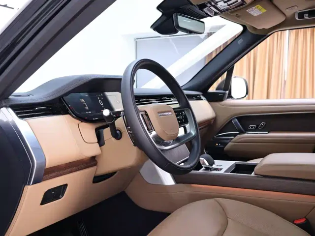 Land Rover Range Rover — Фото автомобиля 11