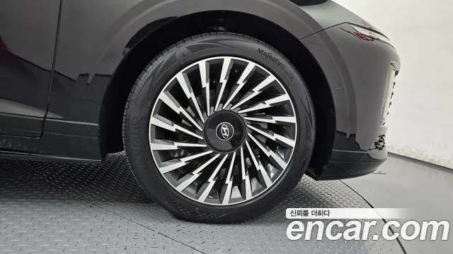Hyundai Grandeur GN7 — Фото автомобиля 6