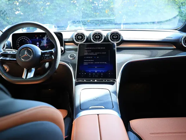 Mercedes-Benz C-Class — Фото автомобиля 12