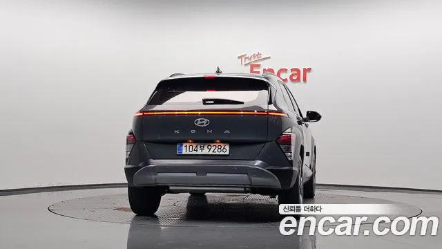 Hyundai Kona — Фото автомобиля 4