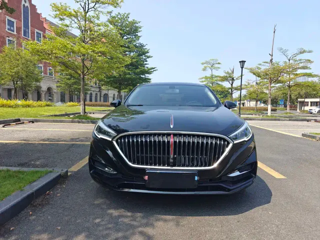 Hongqi H5 — Фото автомобиля 2