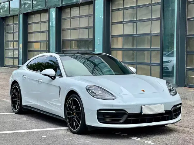 Porsche Panamera — Фото автомобиля 11