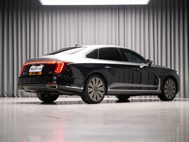 Hongqi H9 — Фото автомобиля 10