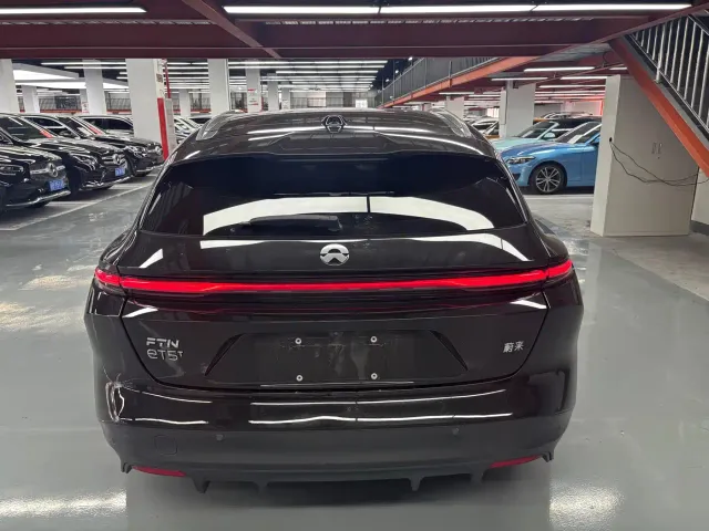 Nio ET5 Touring — Фото автомобиля 9