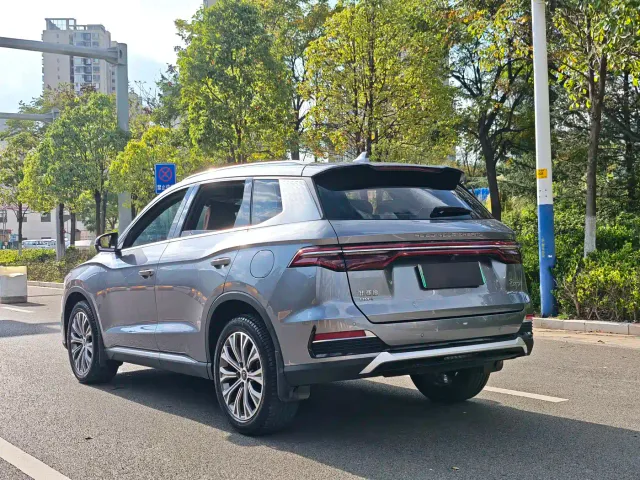 BYD Song Pro — Фото автомобиля 7