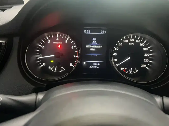Nissan X-Trail — Фото автомобиля 11