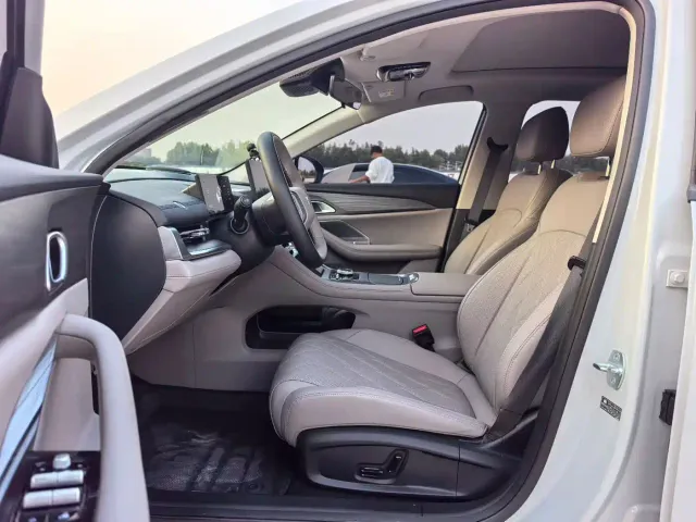 Geely Galaxy A7 EV — Фото автомобиля 4