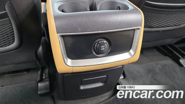 Kia Canival Carnival 4 поколение Бензин 9 мест Prestige — Фото автомобиля 27