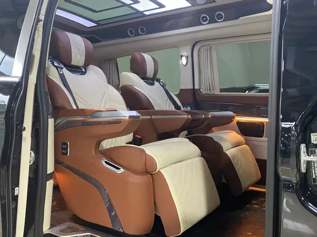 Mercedes-Benz V-Class — Фото автомобиля 11