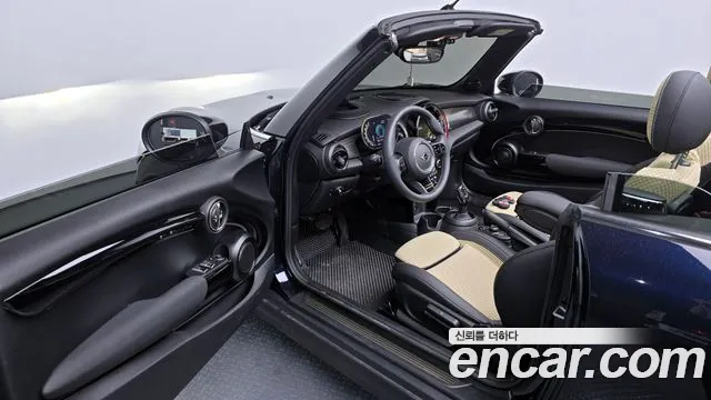MINI Cooper Convertible — Фото автомобиля 11