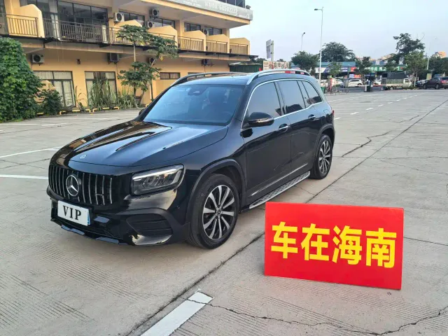Фотография автомобиля — Mercedes-Benz GLB-Class