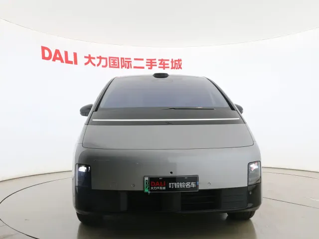 Li Auto MEGA — Фото автомобиля 2