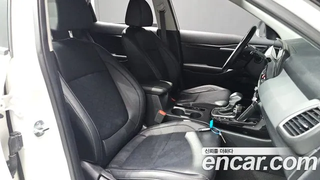 Kia Seltos — Фото автомобиля 16