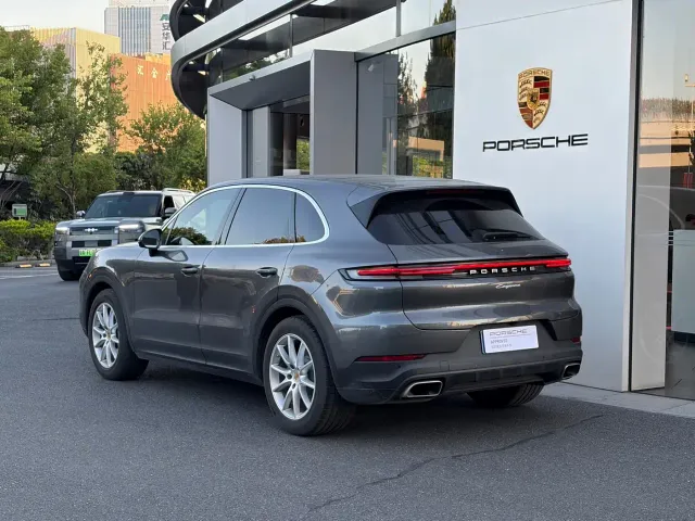 Porsche Cayenne — Фото автомобиля 5
