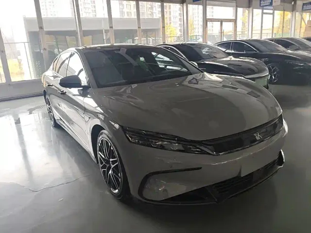 BYD Han — Фото автомобиля 3