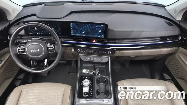 Kia Carnival Generation 4 — Фото автомобиля 9