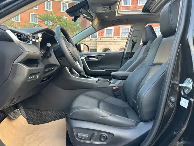Toyota Wildlander — Фото автомобиля 6