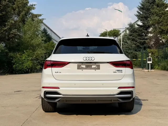Audi Q3 — Фото автомобиля 6