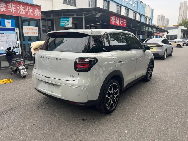 Leapmotor A10 — Фото автомобиля 4