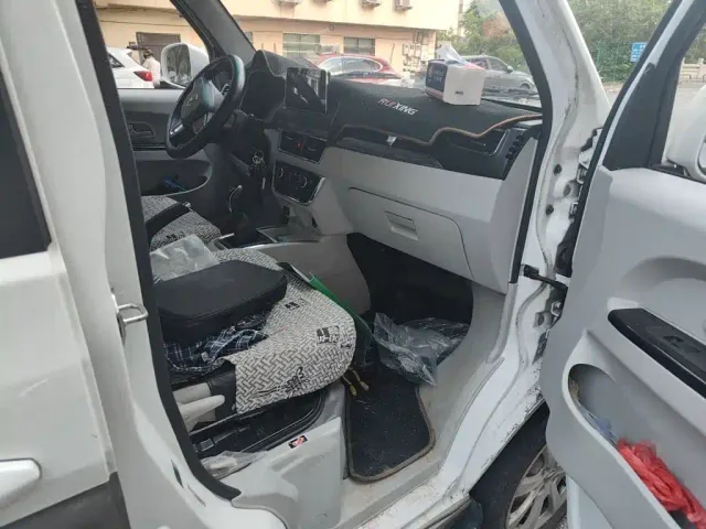 Jinbei New Hiace X30L — Фото автомобиля 17