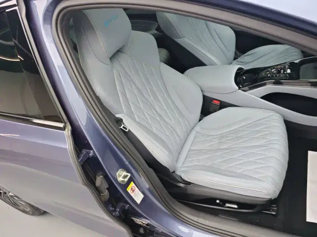 BYD Seal — Фото автомобиля 24