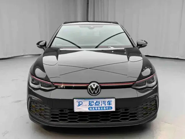 Volkswagen Golf GTI — Фото автомобиля 2
