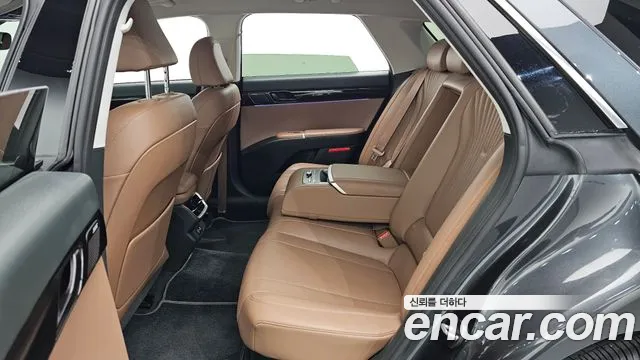 Hyundai Grandeur GN7 — Фото автомобиля 16