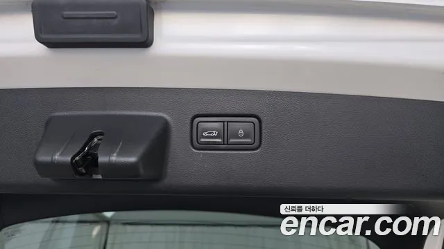 Genesis GV60 — Фото автомобиля 30