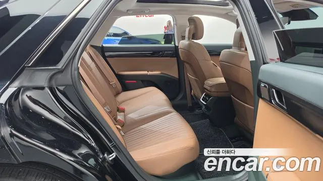 Hyundai Grandeur GN7 — Фото автомобиля 17