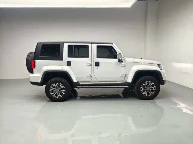 BAIC BJ40 — Фото автомобиля 17