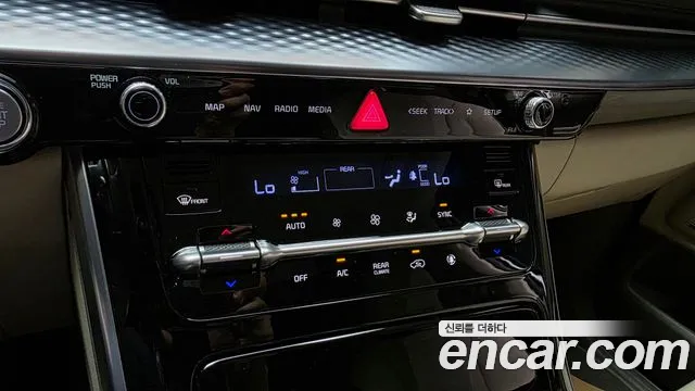 Kia Canival Carnival 4 поколение Бензин 7 мест Hi-Limousine — Фото автомобиля 12