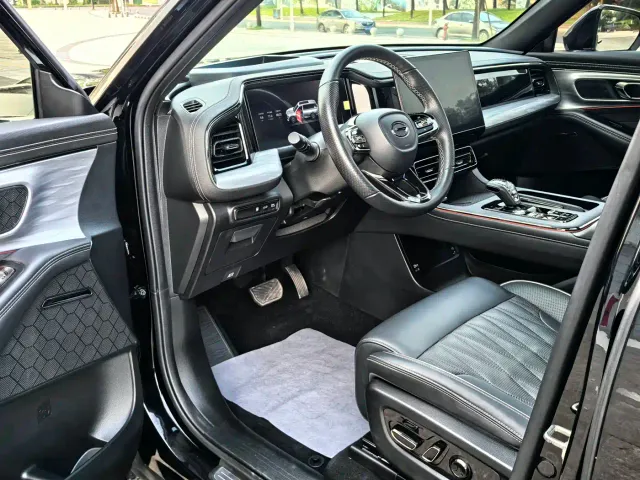 GAC Trumpchi GS8 — Фото автомобиля 9